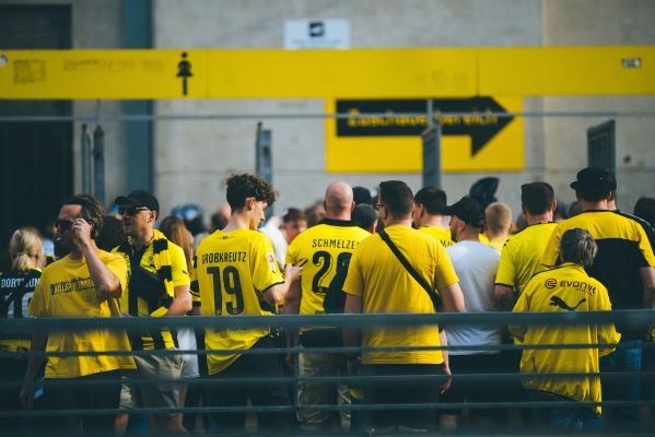 Die Geschichte des BVB in der Champions League: Ein Vermächtnis des Triumphs und der Hingabe - Die Geschichte des BVB in der Champions League: Ein Vermächtnis des Triumphs und der Hingabe